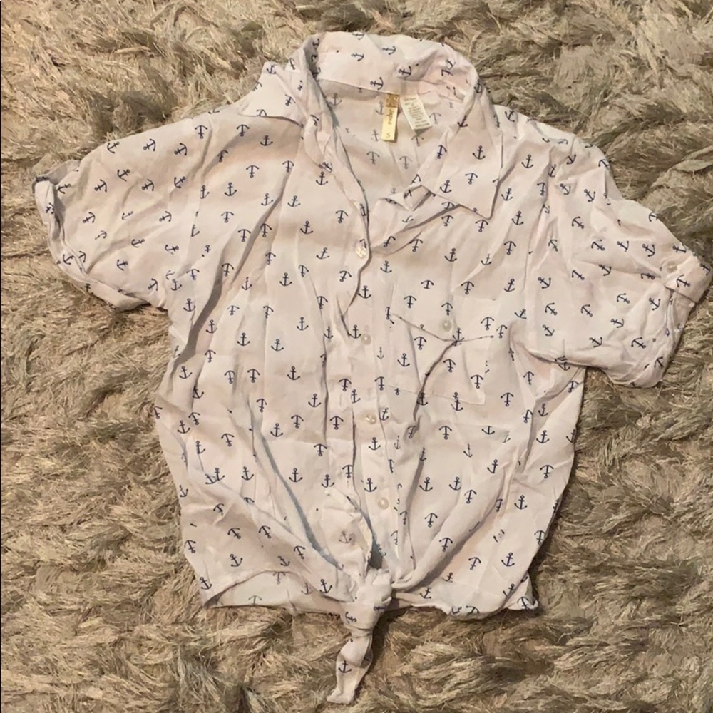 White crop top button down